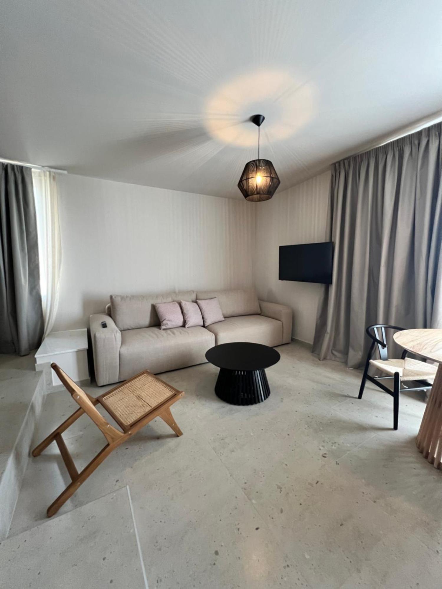 Gioma Garden Villas Истро Экстерьер фото