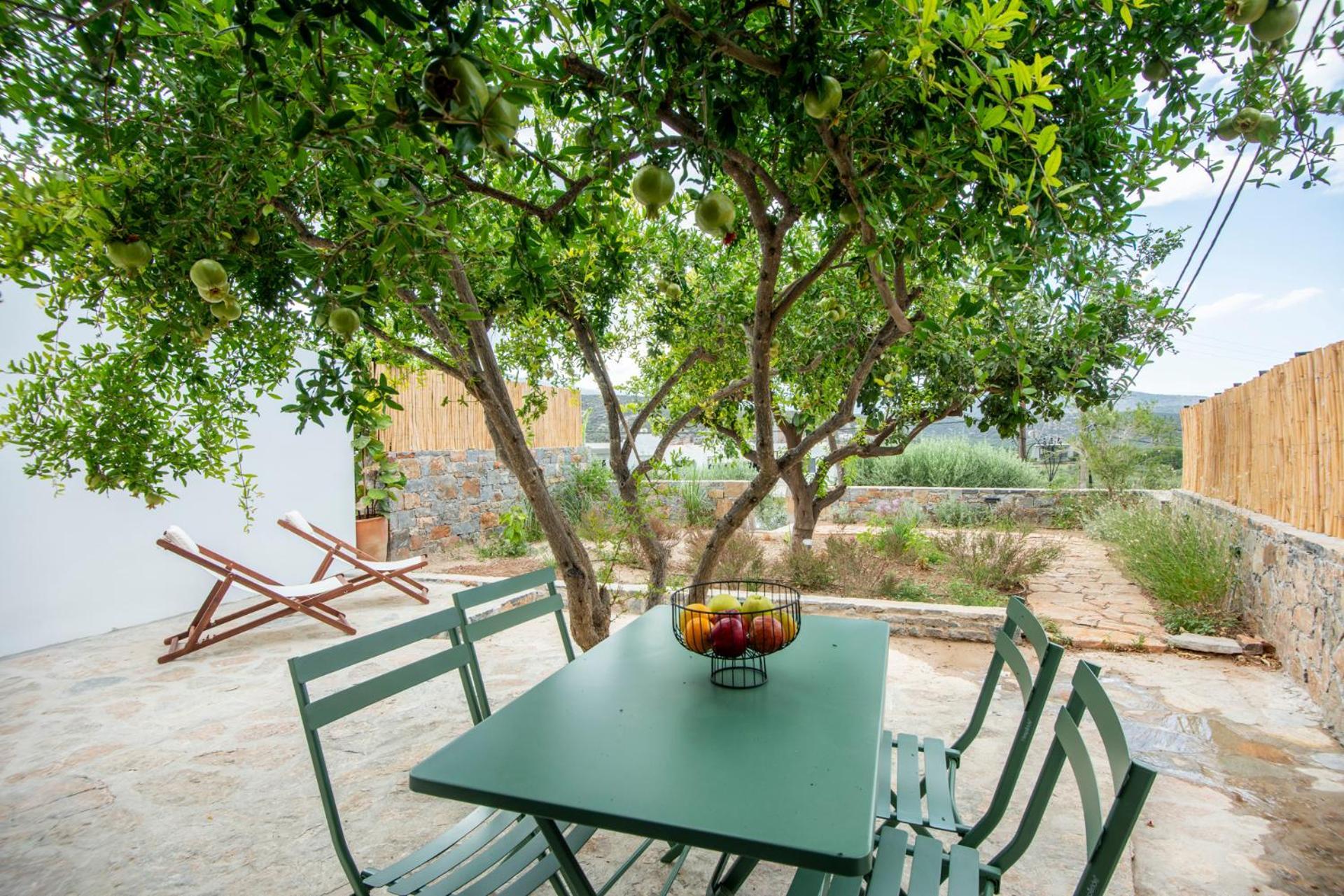 Gioma Garden Villas Истро Экстерьер фото